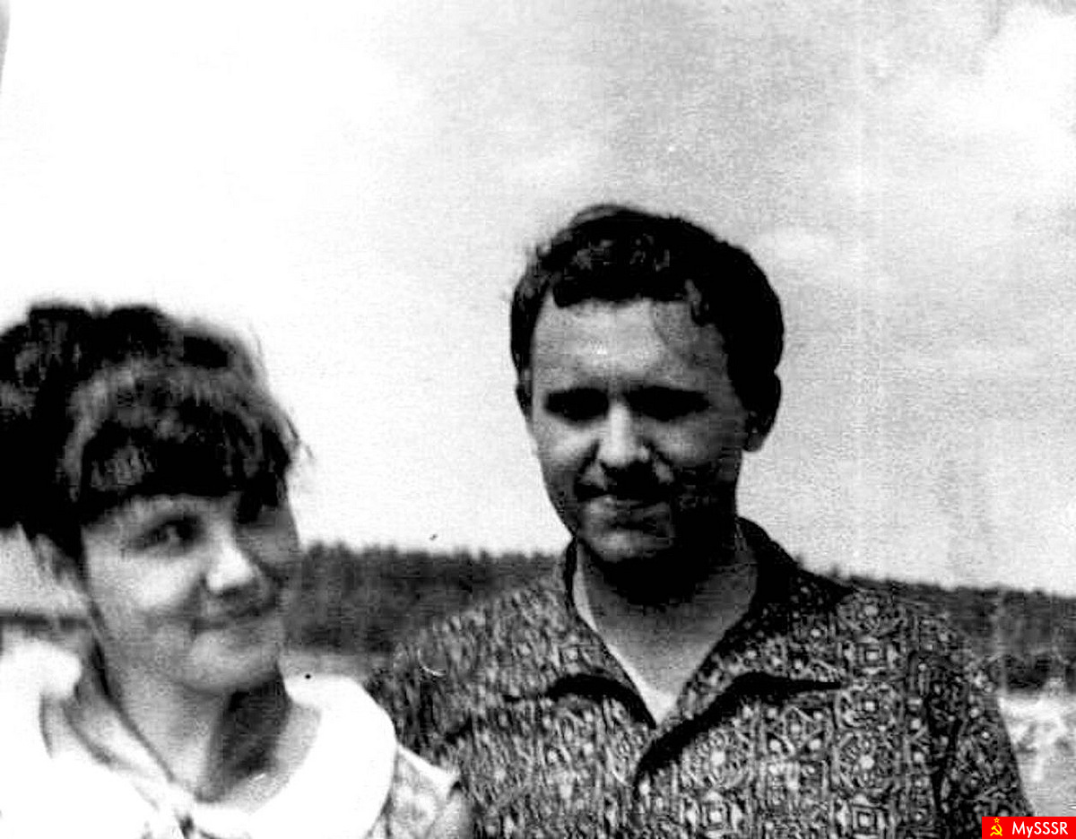 1964 