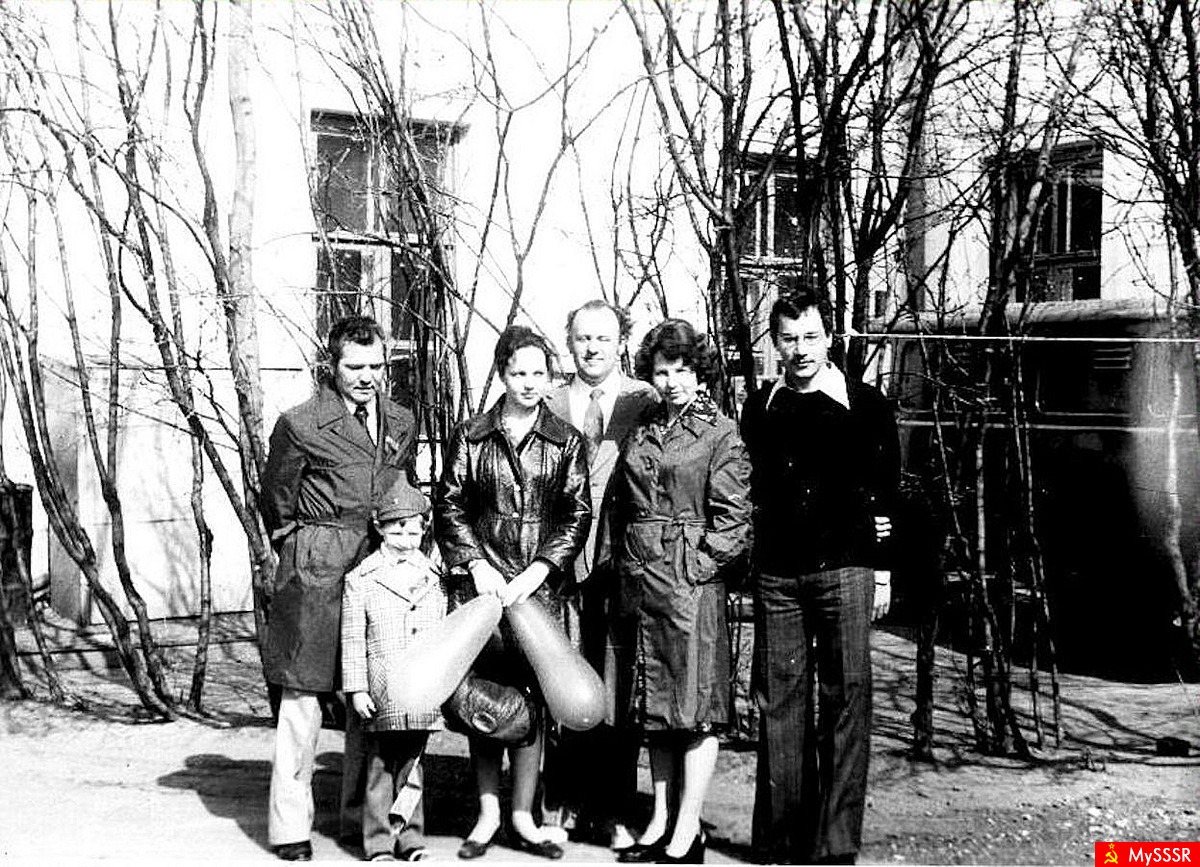  , 1977 