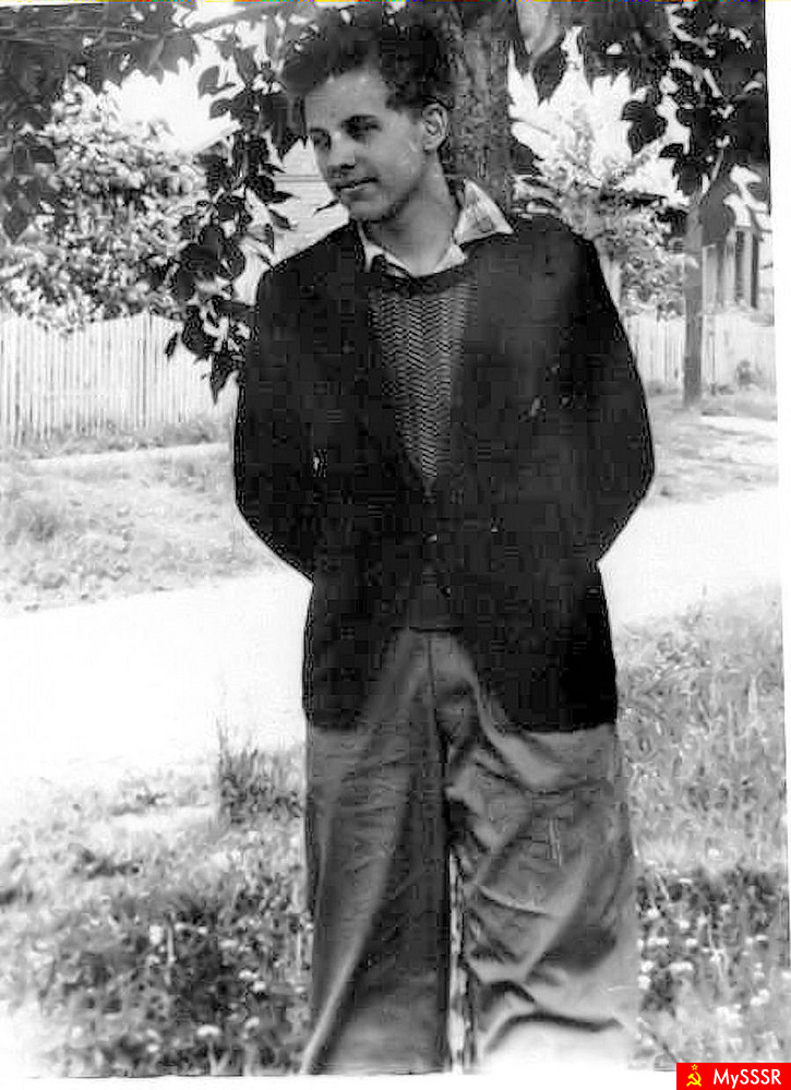 1957 