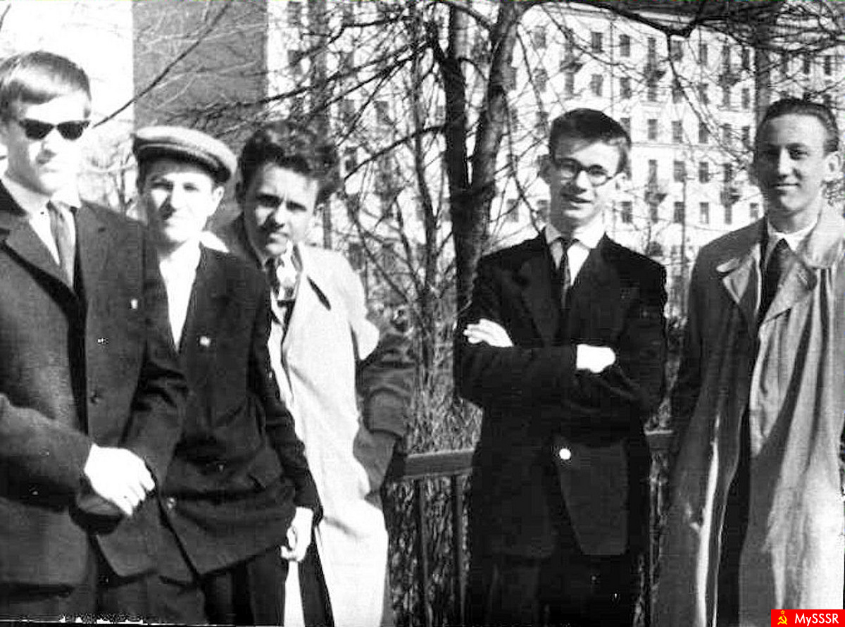  . 1963 .